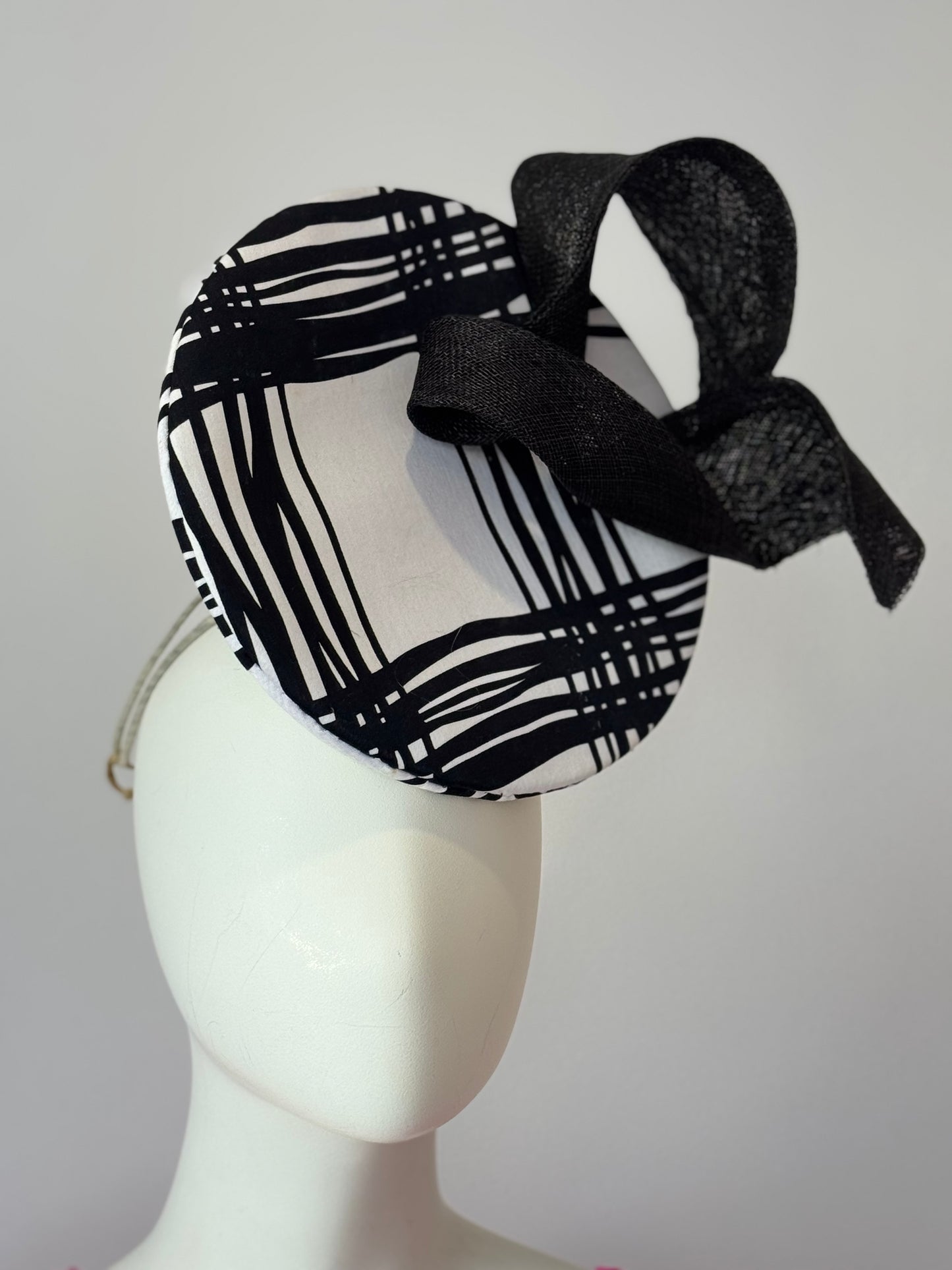 Wendy White Millinery Fascinator - Audrey