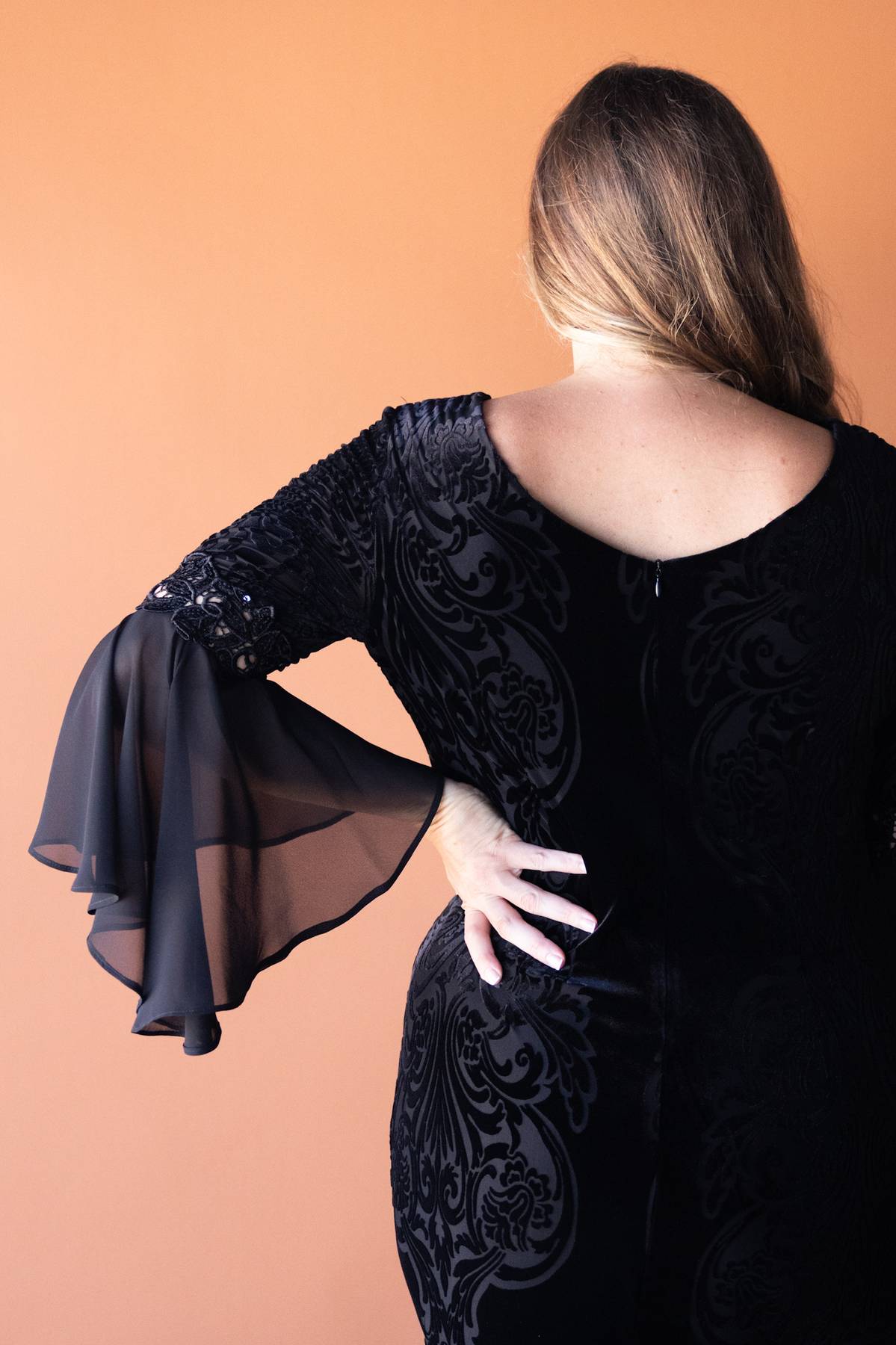 MONTIQUE - Velvet Mini Dress (AU 16)