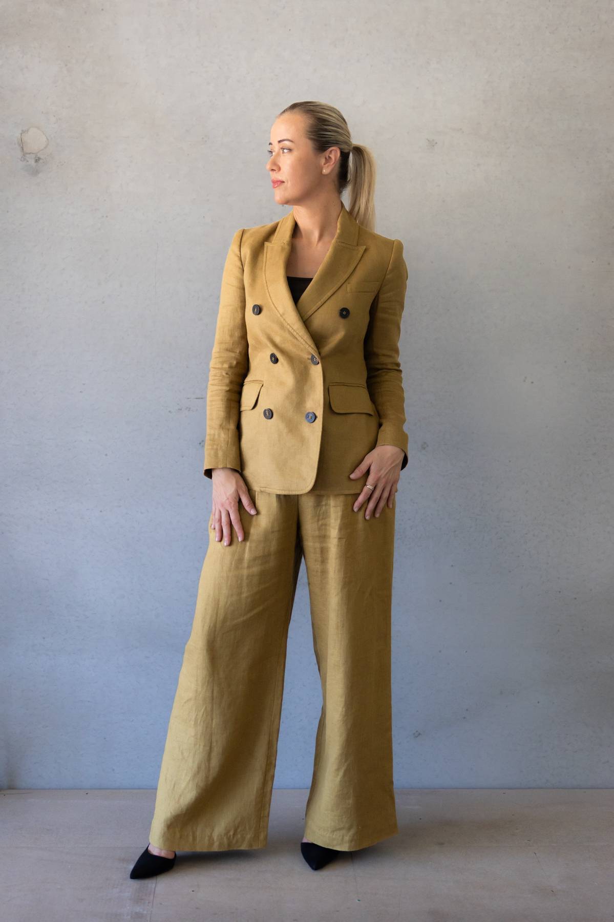 ZIMMERMANN SUIT - Mustard Linen Double Breasted Suit (AU 8/10)