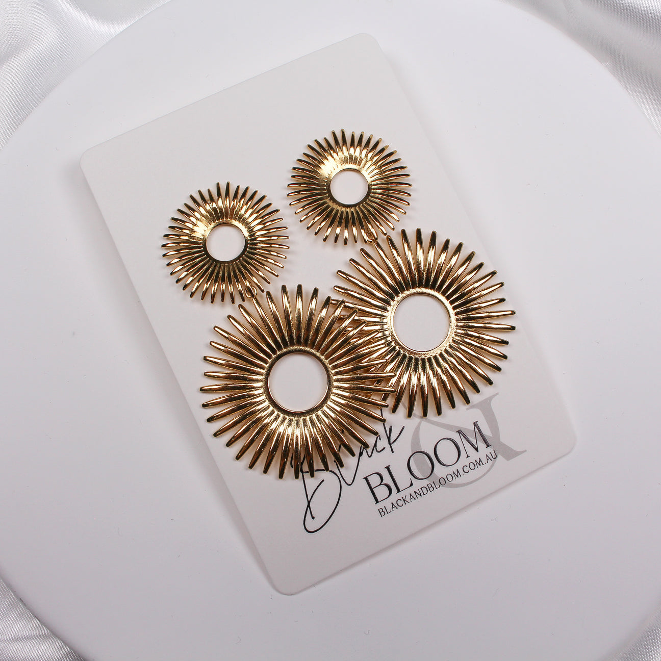 BLACK & BLOOM - Iris Earrings - For Sale