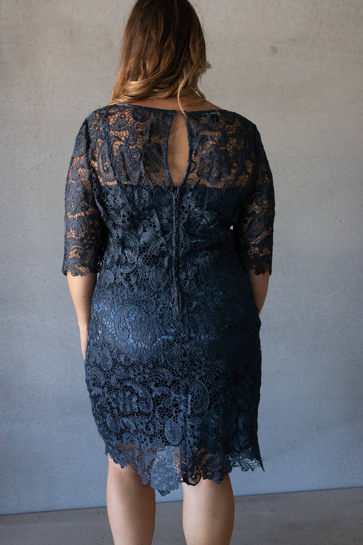 MONTIQUE - Blue Lace Mini Dress (AU 16)