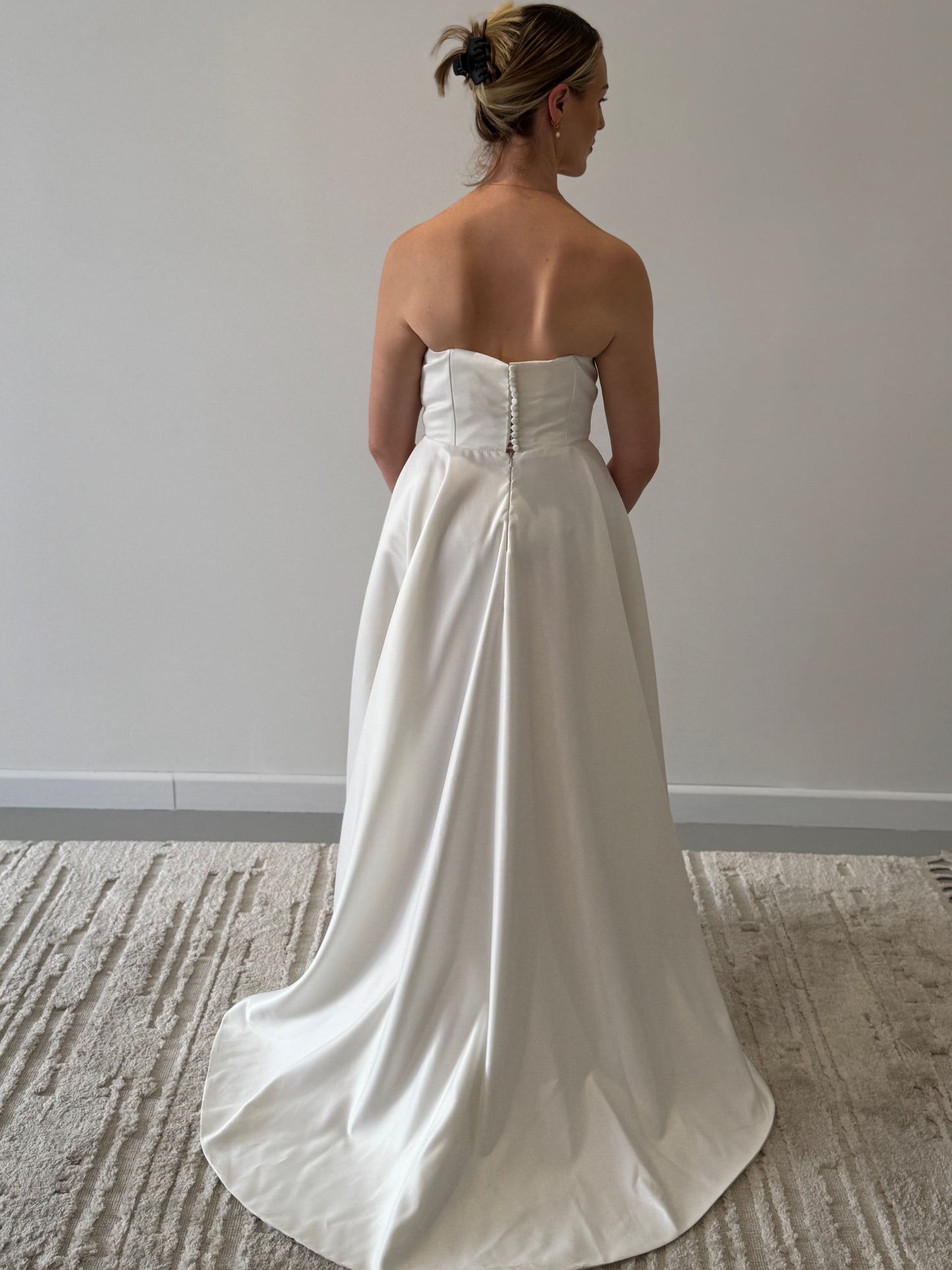 WEDDING DRESS - Strapless Satin A-Line Bridal Gown with Split (AU 8-10)