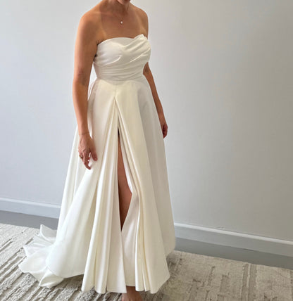 WEDDING DRESS - Strapless Satin A-Line Bridal Gown with Split (AU 8-10)