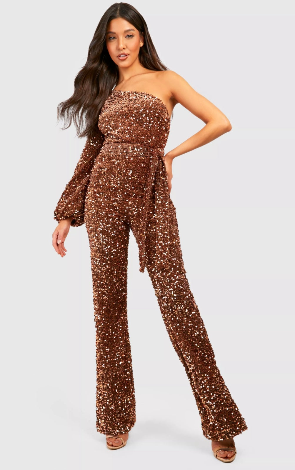 BOOHOO - Velvet Sequin Jumpsuit in Caramel (AU 12)