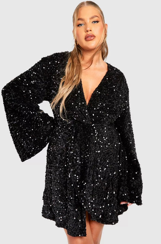 BOOHOO - Velvet Sequin Twist Dress in Black