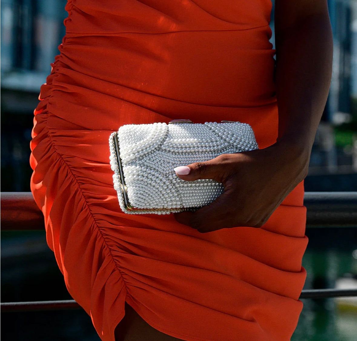 VERANO HILL - Violeta Pearl Clutch Bag - For Hire